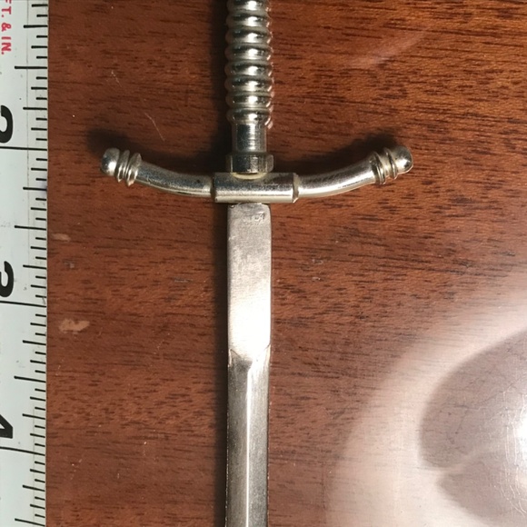 Sword of Excalibur Vintage letter opener in Clear paperweight - Picture 8 of 8